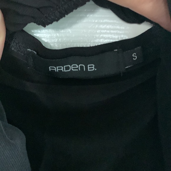 ARDEN B. Beaded black halter Sz.small - Picture 5 of 7